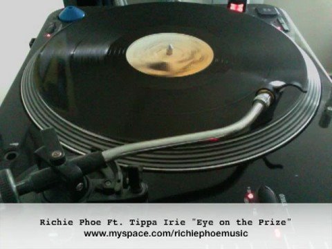 Richie Phoe Ft. Tippa Irie - Eye on the Prize
