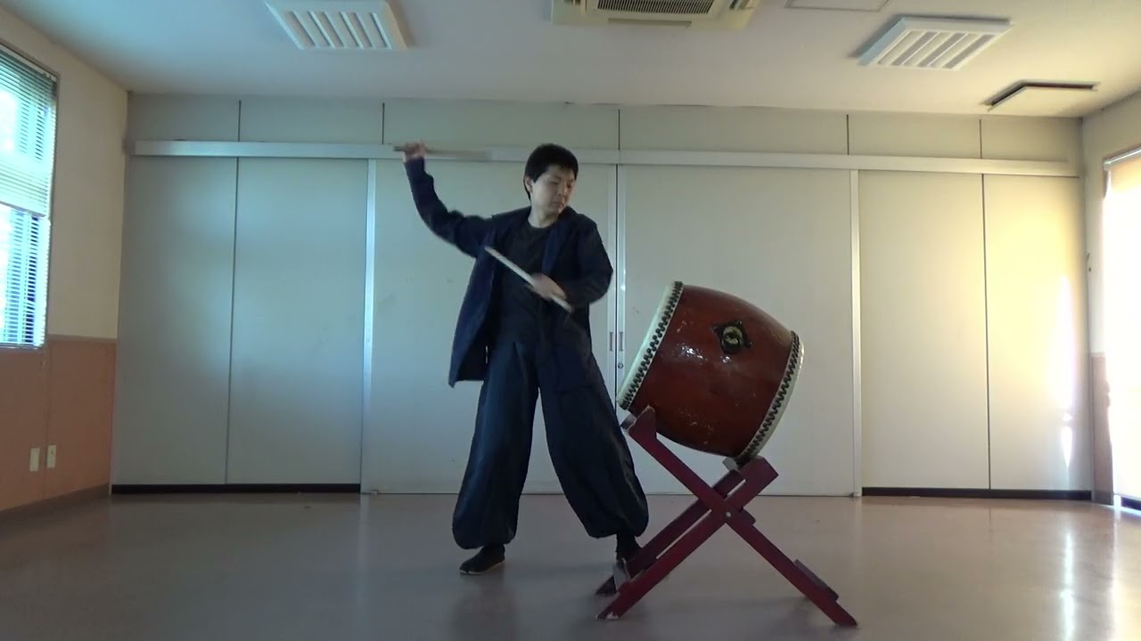 YouTube 動画のサムネイル