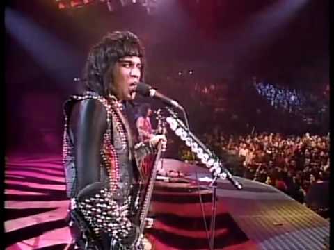 KISS - Heaven's On Fire - Animalize Tour - 1984