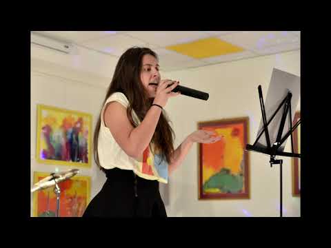 Desi i Marto - "Crazy Little Thing Called Love"