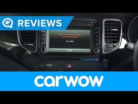 Kia Carens 7 Seater 2018 infotainment and interior review | Mat Watson Reviews