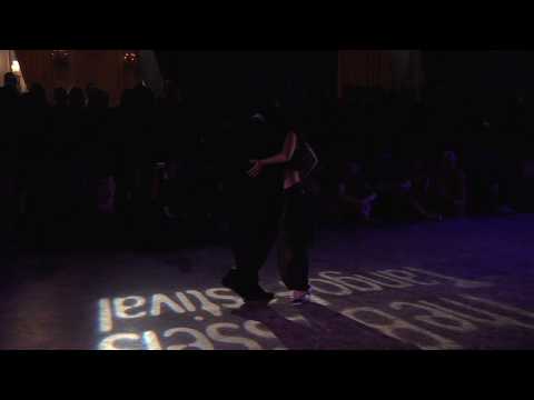 btf 2010 - demo 1 Cecilia Berra & Horacio Godoy @ Brussels tango festival 2010