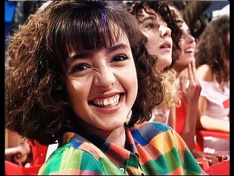 NON E' LA RAI - AMBRA INSULTATA DA UNA SIGNORA