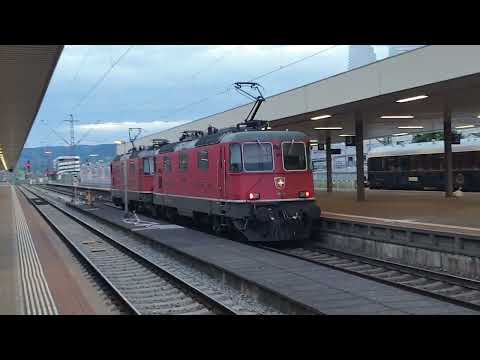 SBB Re 4/4 Doppeltraktion,  Basel Bad Bf,  13.07.22