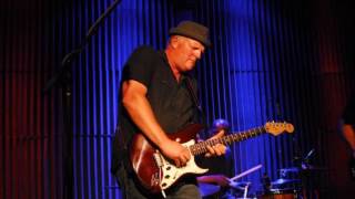 Albert Cummings - Blues Makes Me Feel So Good