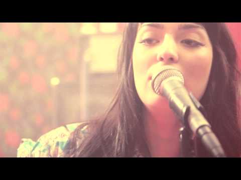 Los Románticos de Zacatecas - Un Beso Nada Más