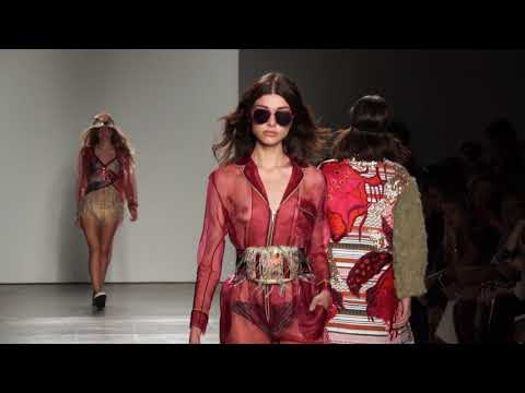 CUSTO BARCELONA SS18 | New York Fashion Week 2017
