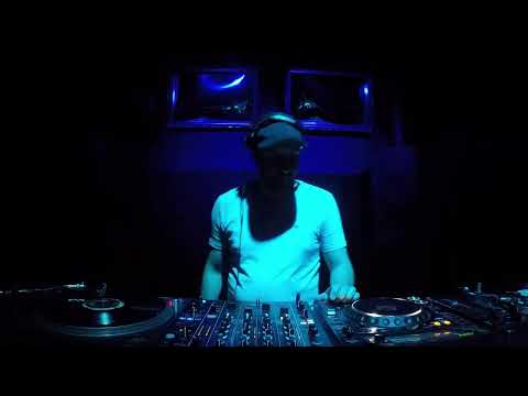 The Blue Oyster: Gem / 14.08 / 21 - 22