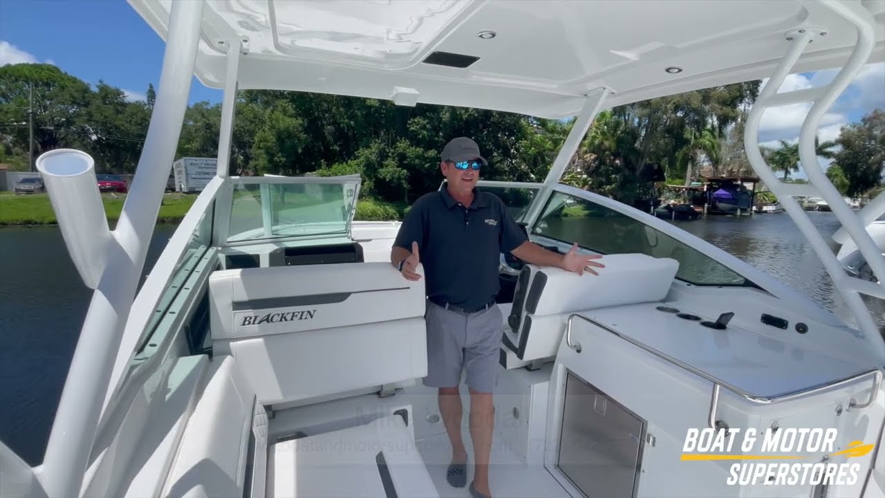 2022 Blackfin 272DC