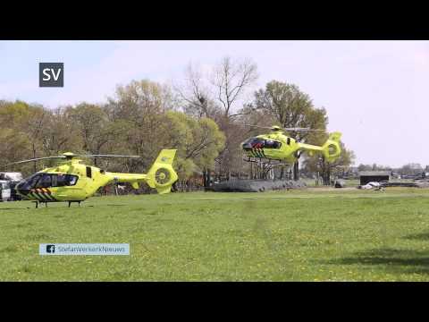 Dode en (zwaar)gewonden na omvallen verreiker in Oosterwolde Gld - ©StefanVerkerk.nl