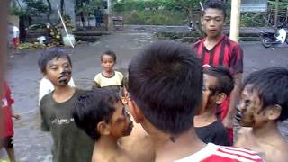 preview picture of video 'Acara Maulid Ambung Masbagik Timur'