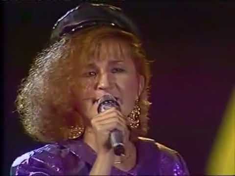 Krystyna Prońko i Majka Jeżowska   Nie kochał nas Opole '86