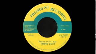 7'' Ronnie Davis - Beware Of Evil Men (& Version)