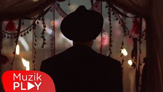 Can Bonomo - Bardak Taşıyor (Official Video)