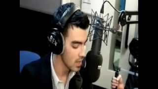 Joe Jonas - The Headline Song {Español}