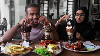 BLACK TAP DUBAI -  MILKSHAKES & BURGERS all the way from NEW YORK! | تحدي لو خيروك