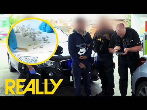 Undercover Cops On The Hunt For Birmingham Drug Dealers Hit The Jackpot | Cops UK: Bodycam Squad