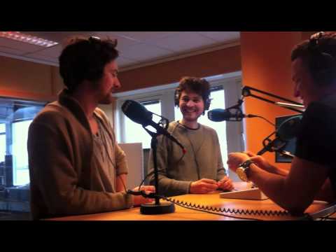 Sirkus Eliassen og produsent/DJ Ben Kinx hos NRK mP3