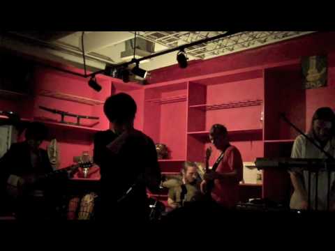 Walking on the Ocean's Floor - 100ft. Snowman Live The Galaxy