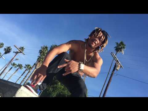 Cali Stackz - WHOA Ft @TheRealJaybiz (Prod By Mr Grayz)