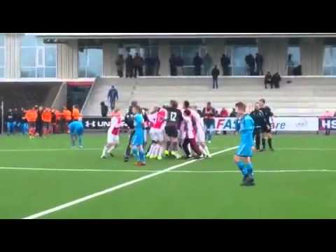 Ajax C2 viert kampioenschap!