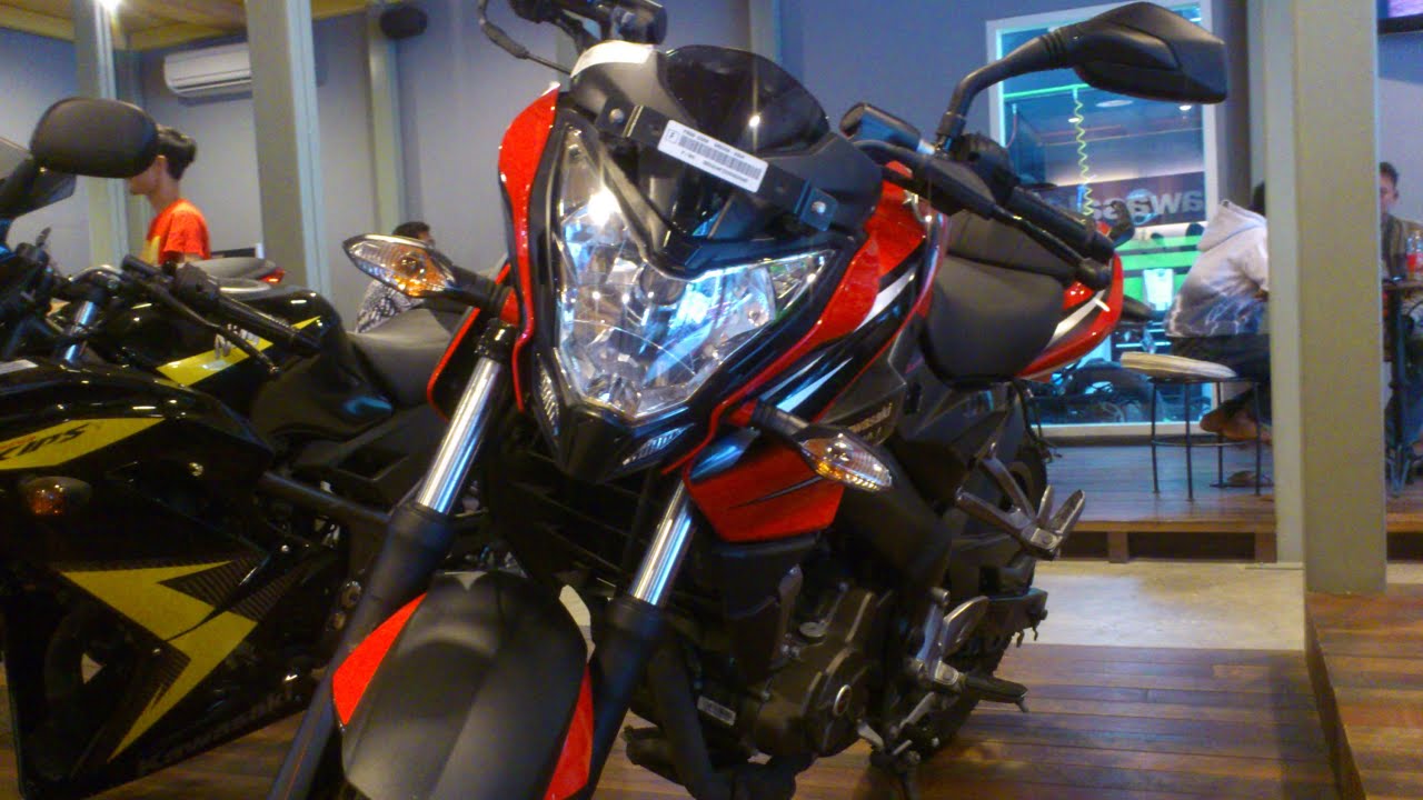 Kawasaki Bajaj Pulsar 200NS Review Bahasa Indonesia