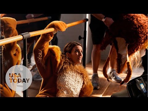 Tina Fey hosts star-studded season finale of SNL