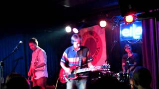 THE WAVE PICTURES "SUSAN RODE THE CYCLONE"