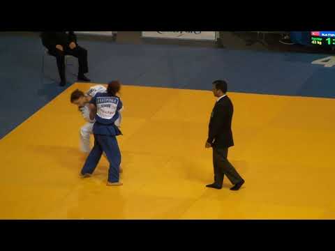 EC JUN 2011 63  UNTERWURZACHER Kathrin AUT KATIPOGLU Busra TUR