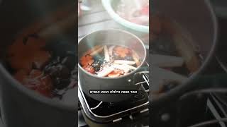 הבבא סאלי הקדוש היה עושה הילולות לכל הצדיקים (הרב אברהם מלמד) - התמונה מוצגת ישירות מתוך אתר האינטרנט יוטיוב. זכויות היוצרים בתמונה שייכות ליוצרה. קישור קרדיט למקור התוכן נמצא בתוך דף הסרטון