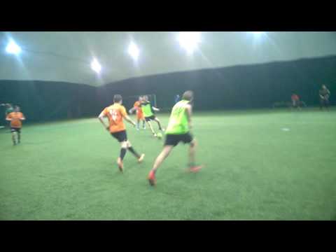 StrefaFutbolu.pl: Pomarańczowi - NIeobliczalni