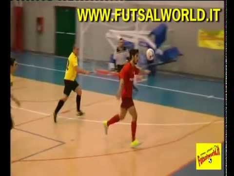 30/11/14 Futsal Monza - Cometa ... Under 21 -- calcio a 5