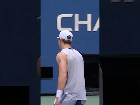 Raducanu OUTSMARTS Draper 👏