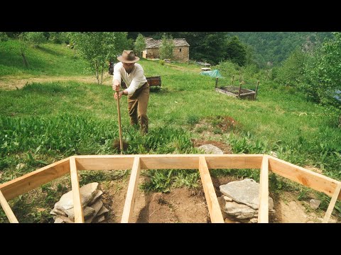 #21 Baking bread on open fire, Planting more crops, Building the deck