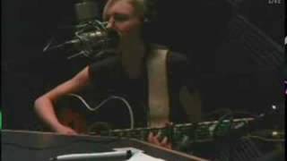 Katey Laurel - Broken Record (live in studio)