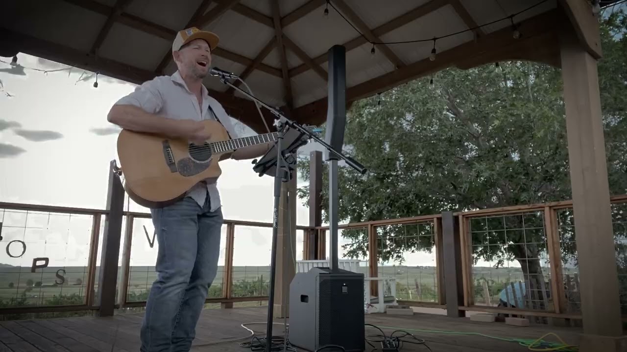 Promotional video thumbnail 1 for Brett Dooley