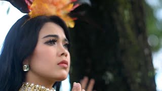 Download lagu Ratu Sikumbang- Coming Soon 'Manjalang Denai Clip' mp3