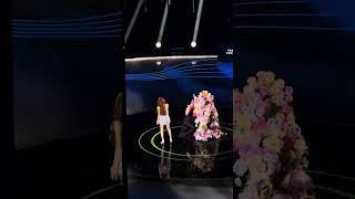 Download lagu #赵露思 思念如面成都演唱会《隐心》 mp3