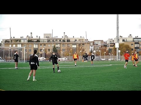 ESCUELA DE FÚTBOL - OLÍMPICO DE MADRID - Emitido en el programa 'Fútbol Madrid' (27 noviembre 2021)