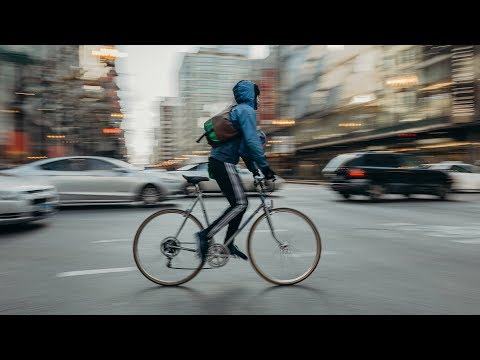 Photographing Motion with Camera Panning