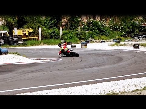 Back in 2014, a couple of backing it with my RMZ 450 supermoto at "La Chiusa"