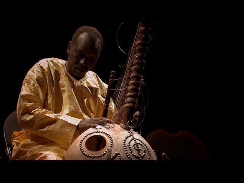 download lagu mp3 mp4 Ballake Sissoko At Peace, download lagu Ballake Sissoko At Peace gratis, unduh video klip Ballake Sissoko At Peace