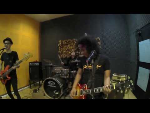 The Finalist - Bila (Live in Studio)