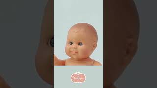 Realistická panenka chlapeček Aldo v kraťasech od firmy Paola Reina ze Španělska