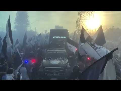 "La hinchada de los Rayados" Barra: La Adicción &bull; Club: Monterrey