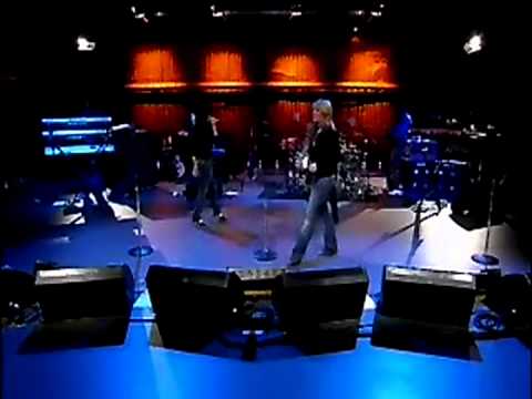 Video thumbnail for Round Round (Sessions at AOL)