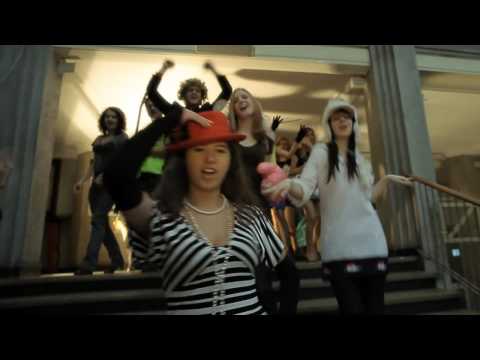 LipDUB SGH 2009 - Polish Lip Dub - Footloose - Warsaw School of Economics