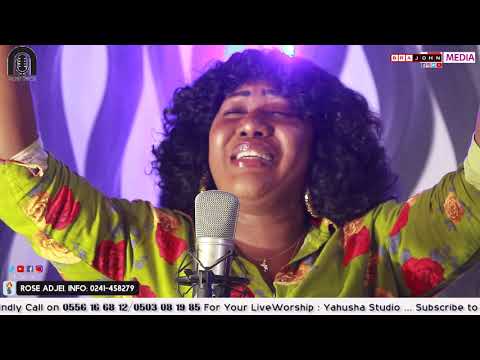 Rose Adjei brings down the presence ... of the Lord through worship 🔥🔥🔥