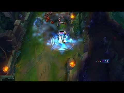 Hide on Bush Outplay