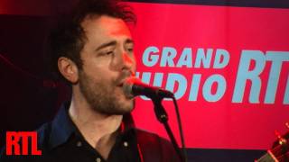 Charlie Winston - Hello alone en live dans le Grand Studio RTL - RTL - RTL